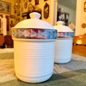 ONE - Vintage Treasure Craft Horizon Southwestern Style Stoneware Ceramic Canist